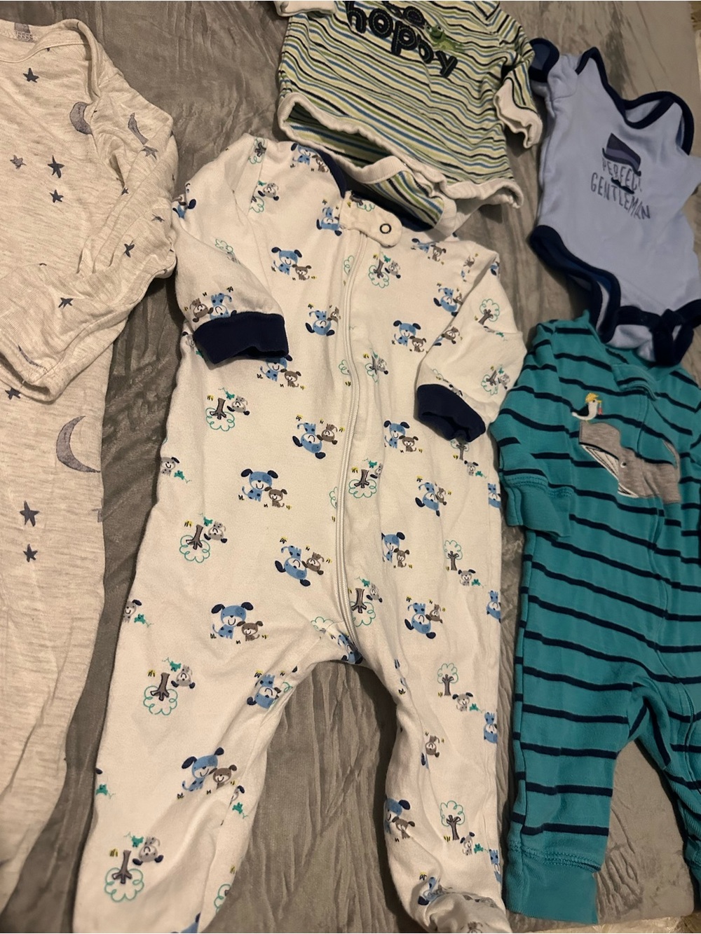 5/$25 Misc baby bundle! 0-3m - 3m